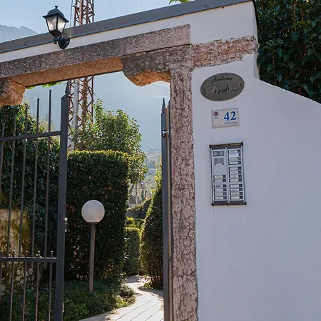 公寓 Susan's House - Giardino