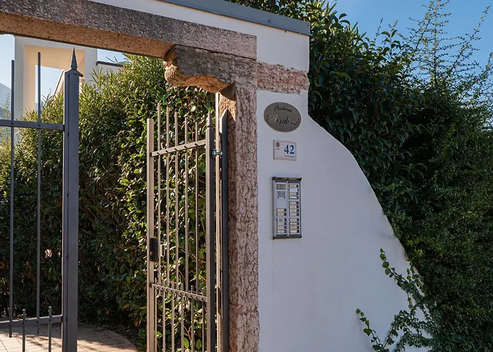 Susan's House - Giardino *